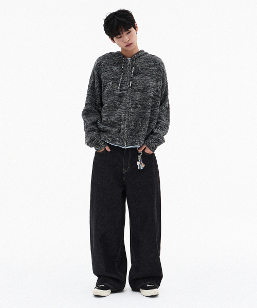 F.ILLUMINATE(フィルミネイト)の「ダメージウォッシュデニムパンツ-ロー ブラック(デニムパンツ・メンズ・その他・LARGE/MEDIUM/SMALL/X-LARGE/X-SMALL)」の3枚目の写真
