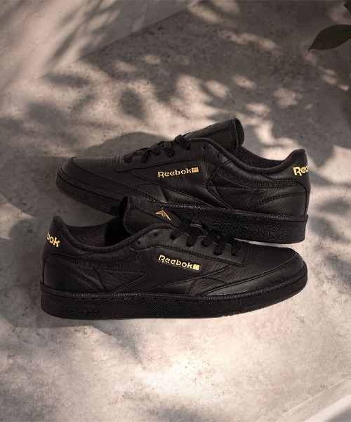 Reebok(リーボック)の「クラブシー 85 / CLUB C 85(スニーカー・メンズ・ホワイト/ブラック・31cm/30.0cm/25.5cm/25.0cm/24.0cm/24.5cm/23.5cm/29.0cm/28.5cm/28.0cm/27.5cm/27.0cm/26.0cm/23.0cm/26.5cm)」の2枚目の写真