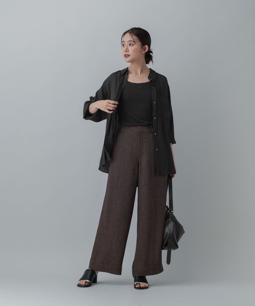 GLOBAL WORK(グローバルワーク)の「MATINEE LINE/トロミサテンシャツ長袖/873325(シャツ/ブラウス・レディース・ブラック/グレー系その他/レッド系その他・LARGE/MEDIUM)」の4枚目の写真