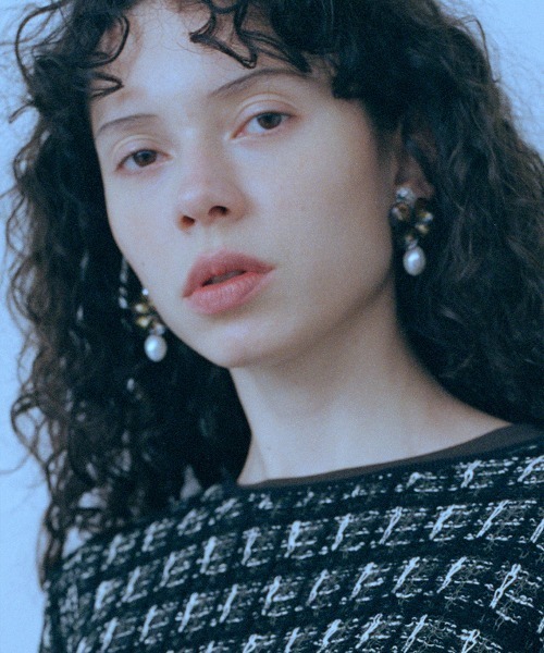 leinwande(ラインヴァンド)の「Clovers Earrings / クローバーイヤリング(イヤリング・レディース・Mustard/Kelly Green・ONE SIZE)」の3枚目の写真