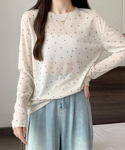 ONEP STAR(ワンピスター)の「ドット柄シアー長袖プルオーバー(Tシャツ/カットソー・レディース・ホワイト/ブラック/ベージュ/グレー・FREE)」の2枚目の写真