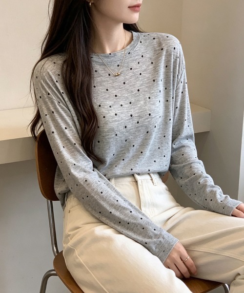 ONEP STAR(ワンピスター)の「ドット柄シアー長袖プルオーバー(Tシャツ/カットソー・レディース・ホワイト/ブラック/ベージュ/グレー・FREE)」の15枚目の写真