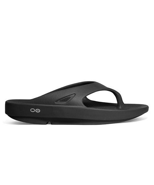 OOFOS(ウーフォス)の「OOFOS/ウーフォス OOriginal リカバリーサンダル(サンダル・メンズ・ブラック・4/6/8/3/5/7)」の7枚目の写真