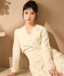 krahe（クレーエ）の「Vネックレースニットカーディガン（Tシャツ/カットソー）」
