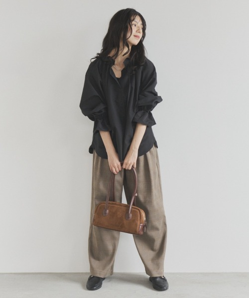 ELNEsoi(エルネソワ)の「チェック柄ツータックワイドパンツ(その他パンツ・レディース・ベージュ/チャコールグレー・FREE)」の10枚目の写真