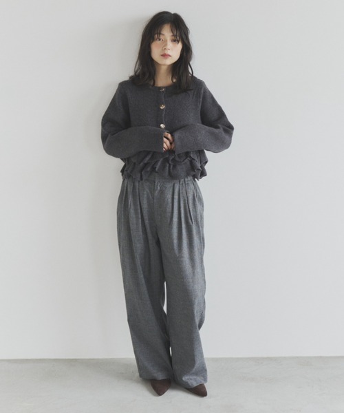ELNEsoi(エルネソワ)の「チェック柄ツータックワイドパンツ(その他パンツ・レディース・ベージュ/チャコールグレー・FREE)」の14枚目の写真