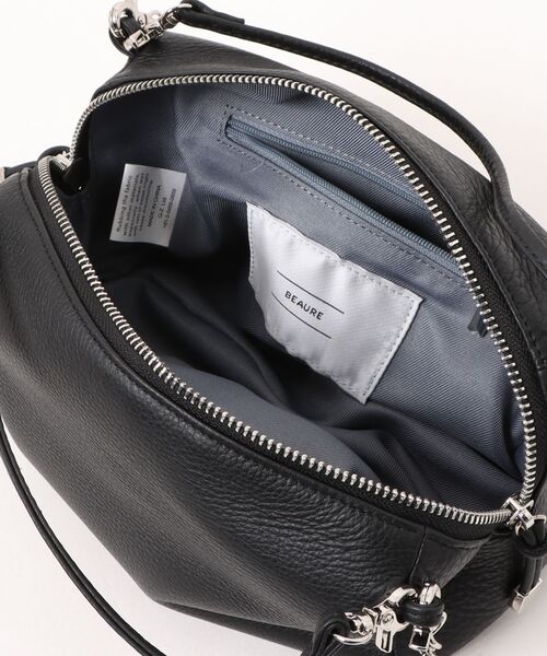 Beau're(ヴュレ)の「【BEAURE】カウレザー3WAYストラップボストン B-26411(ショルダーバッグ・レディース・シルバー/ブラウン/ブラック・FREE)」の6枚目の写真