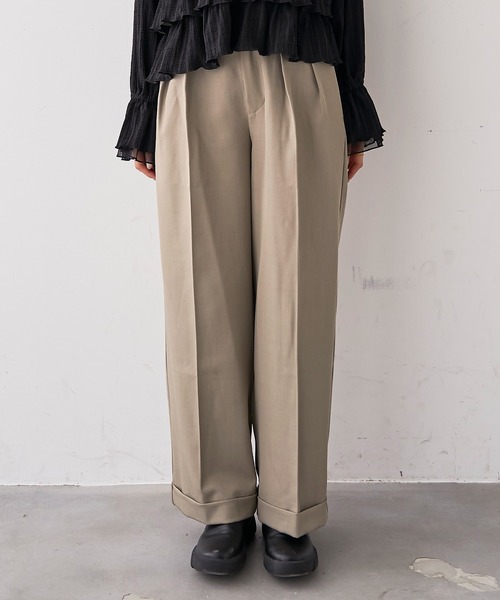mil(ミル)の「ダブルタックパンツ【588242】(スラックス・レディース・グレイッシュベージュ/ブラック/ブラウン系/チャコールグレー・S-Regular/S-Short/M-Regular/M-Short/FREE)」の4枚目の写真