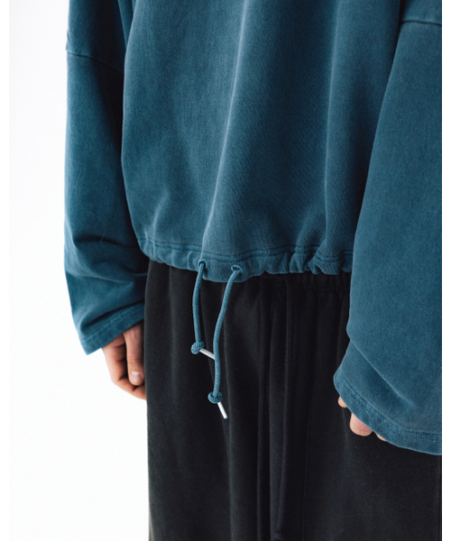 ANGLAN(アングラン)の「Pigment High-Neck Sweat Shirt - Washed Navy(スウェット・メンズ・その他・ONE SIZE)」の6枚目の写真