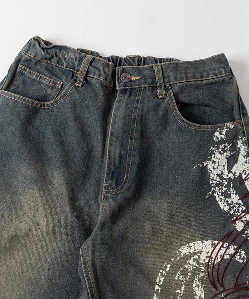 JOHN'S CLOSET(ジョンズクローゼット)の「【13】12oz プリント&刺繍 カーブシルエットデニムパンツ ドローコード付(デニムパンツ・メンズ・インディゴブルー/ブラック・MEDIUM/LARGE)」の3枚目の写真