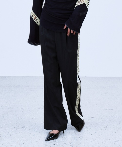 THINGS THAT MATTER(シングス ザット マター)の「MICROCOSMOS WRAP LACE BELTED PANTS / マイクロコスモスラップレースベルテッドパンツ(スラックス・レディース・グレー/ブラック・1/2)」の3枚目の写真