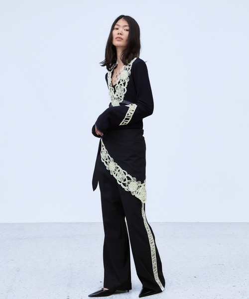 THINGS THAT MATTER(シングス ザット マター)の「MICROCOSMOS WRAP LACE BELTED PANTS / マイクロコスモスラップレースベルテッドパンツ(スラックス・レディース・グレー/ブラック・1/2)」の7枚目の写真