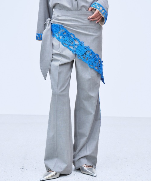 THINGS THAT MATTER(シングス ザット マター)の「MICROCOSMOS WRAP LACE BELTED PANTS / マイクロコスモスラップレースベルテッドパンツ(スラックス・レディース・グレー/ブラック・1/2)」の20枚目の写真