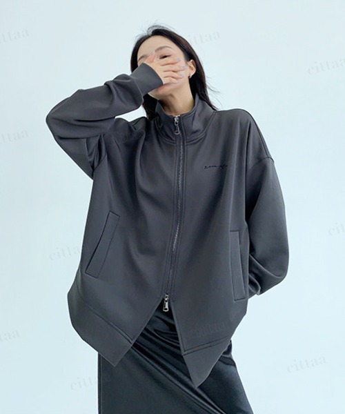 Dalfwin(ダールフィン)の「RICECAKE刺繍ロゴダブルジップハイネックジャケット(ブルゾン・レディース・ブラック/ダークグレー/ダークブラウン・FREE)」の12枚目の写真