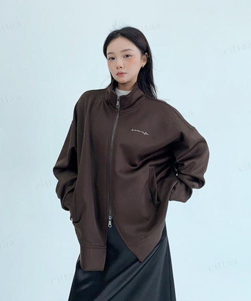 Dalfwin(ダールフィン)の「RICECAKE刺繍ロゴダブルジップハイネックジャケット(ブルゾン・レディース・ブラック/ダークグレー/ダークブラウン・FREE)」の21枚目の写真