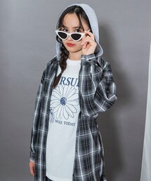MELLOW-LY（メロウリー）の「【MELLOW-LY WEB限定】フード取外しチェックシャツ（シャツ/ブラウス）」