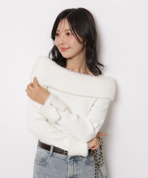 Apuweiser-riche(アプワイザーリッシェ)の「オフショルファーニット(ニット/セーター・レディース・ホワイト/ブラック/ブラウン・2)」の12枚目の写真
