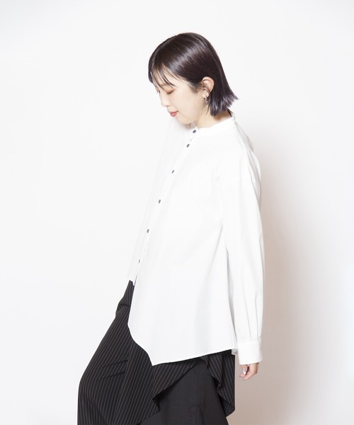 OSMOSIS(オズモーシス)の「アシンメトリーヘムブラウス(シャツ/ブラウス・レディース・ブラック/サックスブルー/ホワイト・ONE SIZE)」の6枚目の写真