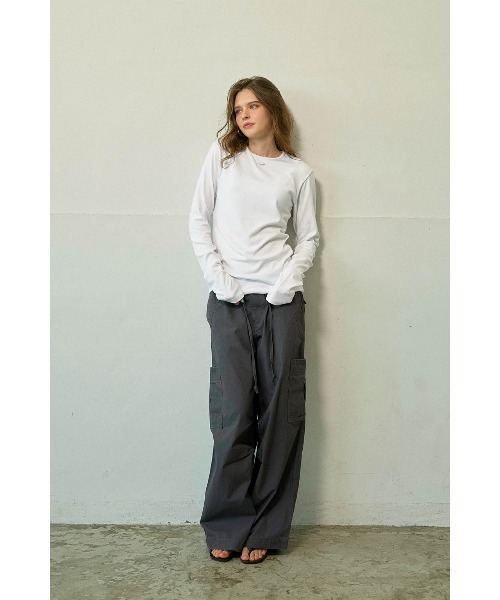 ALEXIA STAM（アリシアスタン）の「Cozy Long Sleeve Top /ベーシックロンTee（Tシャツ/カットソー・レディース・ブラック/グレー/ホワイト・M/S）」の4枚目の写真