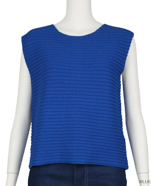 RANDA（ランダ）の「バックボタンデザインニット（ニット/セーター・レディース・ターコイズブルー/フューシャピンク/ホワイト/ブルー・FREE）」の4枚目の写真