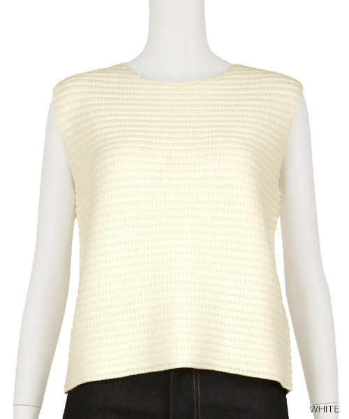 RANDA（ランダ）の「バックボタンデザインニット（ニット/セーター・レディース・ターコイズブルー/フューシャピンク/ホワイト/ブルー・FREE）」の11枚目の写真