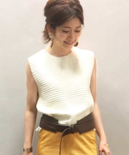 RANDA（ランダ）の「バックボタンデザインニット（ニット/セーター・レディース・ターコイズブルー/フューシャピンク/ホワイト/ブルー・FREE）」の13枚目の写真