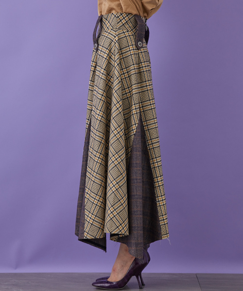 STUDIOUS（ステュディオス）の「コンビネーションフレアチェックスカート（スカート・レディース・イエロー/ネイビー・0/1）」の6枚目の写真