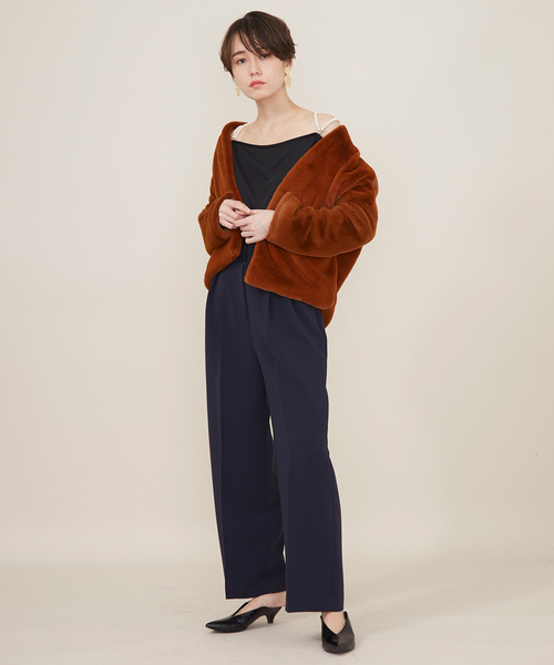 STUDIOUS（ステュディオス）の「エコファーショートコート（ノーカラージャケット・レディース・ブラウン/ライトグレー/ベビーピンク・FREE）」の8枚目の写真