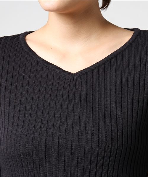 archives（アルシーヴ）の「12Gワイドリブハートネックプルオーバー（ニット/セーター・レディース・ベージュ/パープル/ネイビー/イエロー・MEDIUM）」の8枚目の写真