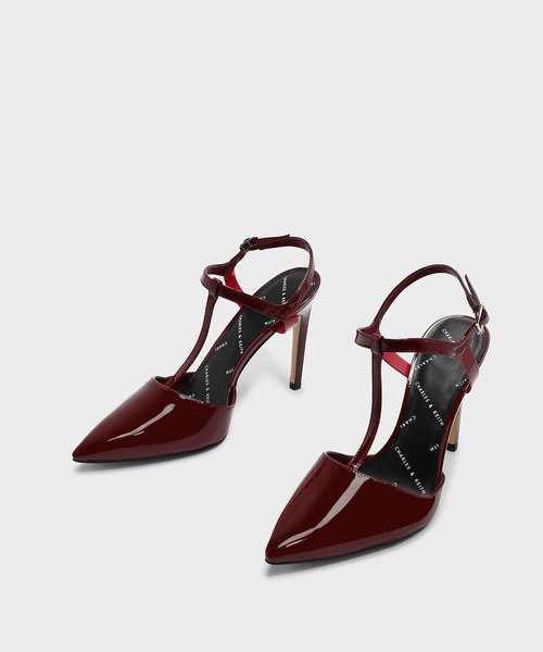 CHARLES & KEITH(チャールズ & キース)の「ティーバーポインテッドヒール / T-BAR POINTED HEELS(パンプス・レディース・オフホワイト/ブラック/レッド・24.5cm/22.5cm/23.5cm/23cm/25.5cm/25cm)」の10枚目の写真
