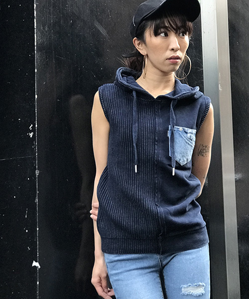ロジャーアンドロウ　ニットフード付きパーカーグレー ROGER AND RAW（ロジャーアンドロウ）の「Roger&Raw / 畦裏毛