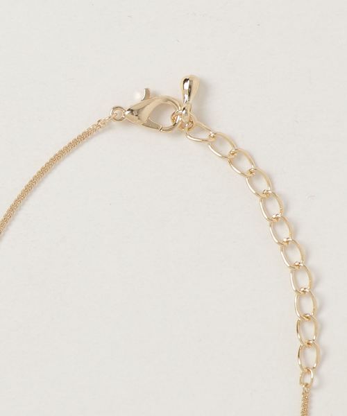 natural couture(ナチュラルクチュール)の「ぷっくりスリーハートネックレス(ネックレス・レディース・その他1/シルバー/ゴールド・FREE)」の4枚目の写真