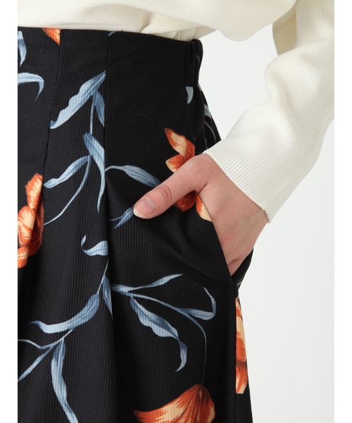 MURUA（ムルーア）の「コーデュロイフレアスカート（スカート・レディース・パープル/その他/その他1・1/2）」の12枚目の写真