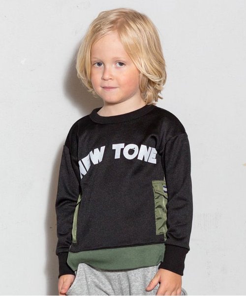 BREEZE（ブリーズ）の「ネット限定 ドッキングポケット付きトレーナー（スウェット・キッズ・ブラック/グレー・90/100/110/120/80/130/95/140）」の2枚目の写真