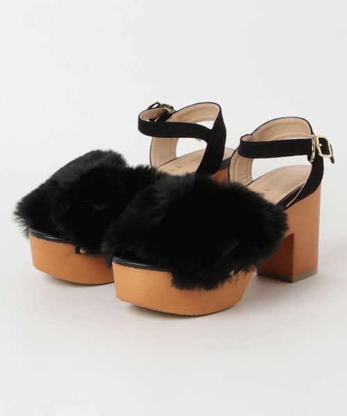 WEGO(ウィゴー)の「WEGO/ファークロスサンダル(サンダル・レディース・ブラック/ブラウン/グレー/キャメル・LARGE/MEDIUM)」の14枚目の写真