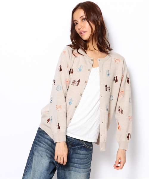 BEAMS BOY(ビームスボーイ)の「BEAMS BOY / 12ゲージ BOY刺繍カーディガン 13FW(カーディガン/ボレロ・レディース・ベージュ/ネイビー・ONE SIZE)」の6枚目の写真