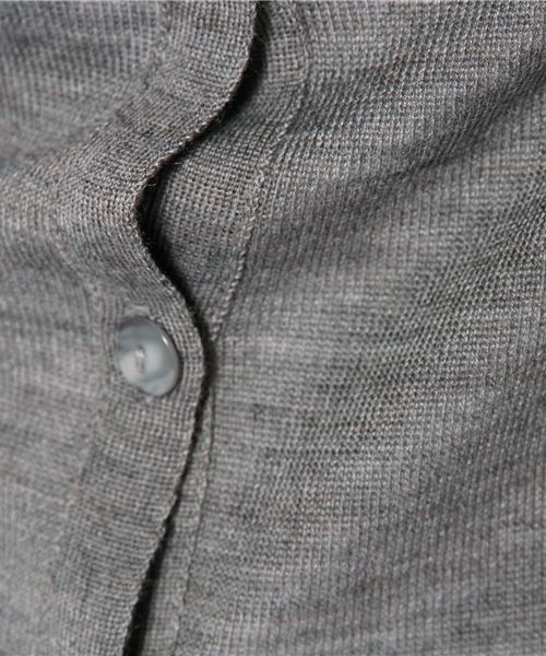 Khaju（カージュ）の「Khaju:カラーニットカーディガン13FW ○（カーディガン/ボレロ・レディース・グレー/ピンクゴールド/ピンク系その他・ONE SIZE）」の11枚目の写真