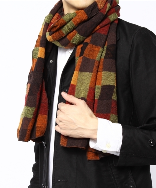 BEAMS LIGHTS Men's(ビームスライツ メンズ)の「□BEAMS LIGHTS / カラーブロックマフラー(マフラー・メンズ・ブラック/オレンジ・ONE SIZE)」の3枚目の写真