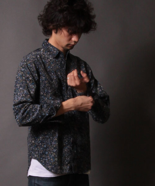AMERICAN RAG CIE（アメリカンラグシー）の「NICHE. 小花柄 