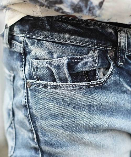GOSTAR DE FUGA(ゴスタール ジフーガ)の「ストレッチスキニ―デニムパンツ(デニムパンツ・メンズ・ライトブルー/ブルー・S/M/L)」の12枚目の写真