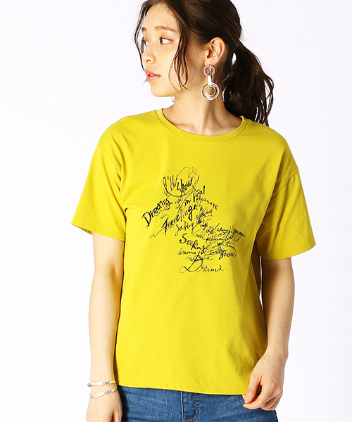 COMME CA ISM(コムサイズム)の「グラフィカル Tシャツ(Tシャツ/カットソー・レディース・イエロー/ブラック/グリーン/ホワイト/マジェンタ/ブルー・SMALL/MEDIUM/LARGE/X-LARGE)」の5枚目の写真