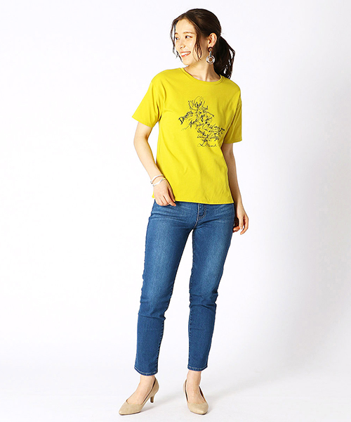 COMME CA ISM(コムサイズム)の「グラフィカル Tシャツ(Tシャツ/カットソー・レディース・イエロー/ブラック/グリーン/ホワイト/マジェンタ/ブルー・SMALL/MEDIUM/LARGE/X-LARGE)」の9枚目の写真