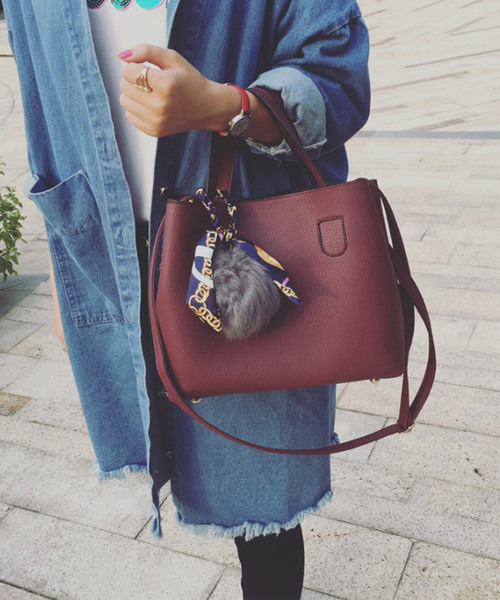 Amulet（アミュレット）の「3wayショルダーハンドバッグ（ショルダーバッグ・レディース・ブラック/グレー/ワインレッド/ブラウン/ネイビー/ベージュ/ピンク/ブルー/イエロー/ブラウン系その他/グリーン・ONESIZE）」の11枚目の写真