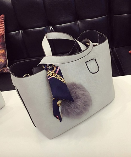 Amulet（アミュレット）の「3wayショルダーハンドバッグ（ショルダーバッグ・レディース・ブラック/グレー/ワインレッド/ブラウン/ネイビー/ベージュ/ピンク/ブルー/イエロー/ブラウン系その他/グリーン・ONESIZE）」の21枚目の写真