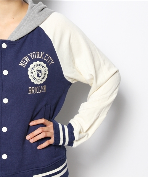 WEGO（ウィゴー）の「WEGO/カレッジパーカースタジャン（スタジャン・レディース・ブラック/ネイビー/レッド・FREE）」の8枚目の写真