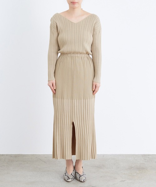 ADAM ET ROPE'（アダムエロペ）の「２ＷＡＹカシュクールリブニットワンピース（ワンピース・レディース・ブラック/ベージュ・FREE）」の5枚目の写真