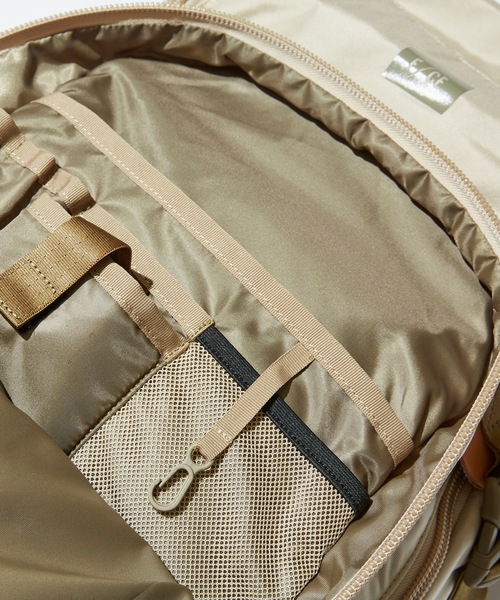 F/CE. (エフシーイー)の「F/CE. ROBIC 3-DAYSTRIP LARGE BP / エフシーイー ロービックナイロン3デイズトリップ ラージバックパック(バックパック/リュック・メンズ・ベージュ/ブラック・FREE)」の13枚目の写真