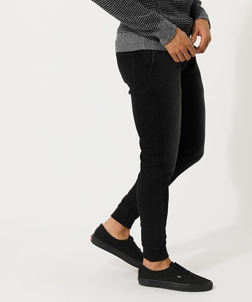 AZUL by moussy(アズールバイマウジー)の「NEW DOBBY SLIM JOGGER/ニュードビースリムジョガー(デニムパンツ・メンズ・ブルー/ブラック/ライトブルー・SMALL/LARGE/MEDIUM/X-SMALL/X-LARGE)」の2枚目の写真