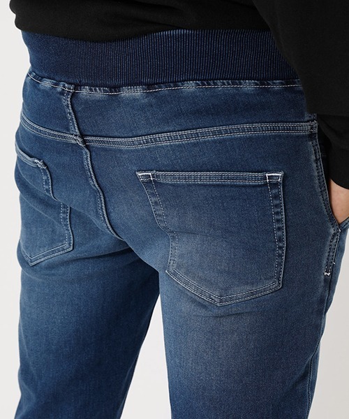 AZUL by moussy(アズールバイマウジー)の「NEW DOBBY SLIM JOGGER/ニュードビースリムジョガー(デニムパンツ・メンズ・ブルー/ブラック/ライトブルー・SMALL/LARGE/MEDIUM/X-SMALL/X-LARGE)」の10枚目の写真