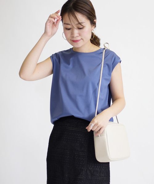 SHIPS（シップス）の「ALBINIフレンチスリーブプルオーバー◇（Tシャツ/カットソー・レディース・ライトグレー/スカイブルー/ブラック/オレンジ・ONE SIZE）」の4枚目の写真